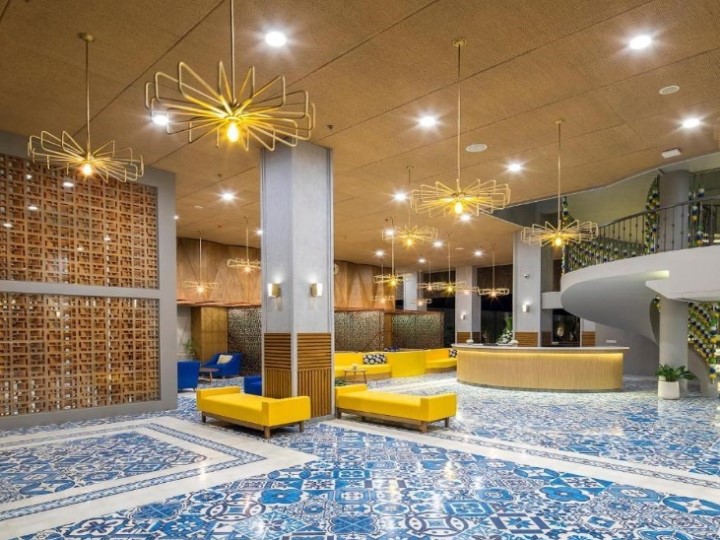 Bali Package I Poolside Paradise