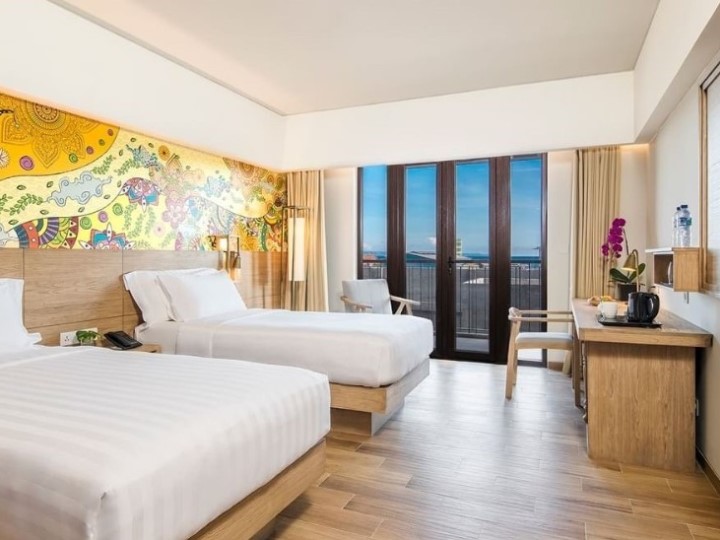 Bali Package I Poolside Paradise