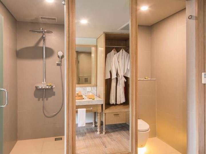 Bali Package I Poolside Paradise